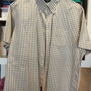 Dockers sport shirt. Very light yellow background with blue lines. XXL neck 18”